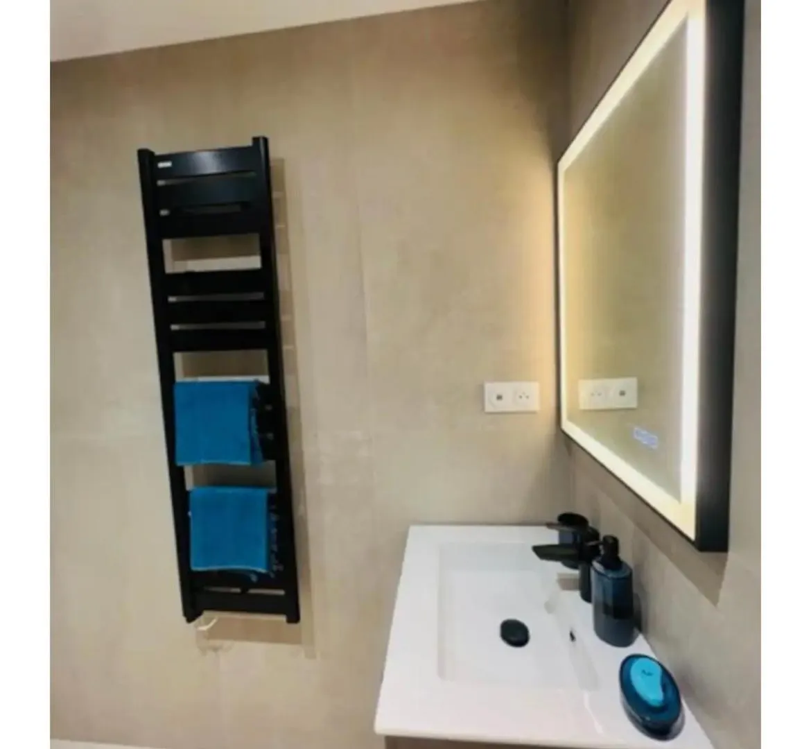 Apartment Tout Equipe Et Renove A Neuf Le Cannet